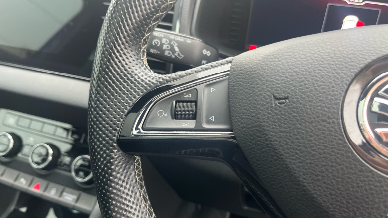 Skoda Karoq 2.0 TSI [190] Sport Line 4x4 5dr DSG Petrol Estate